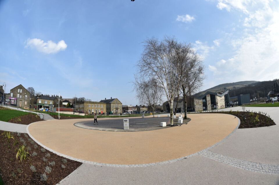 panoramic picture of town square